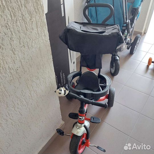 Трехколесный велосипед