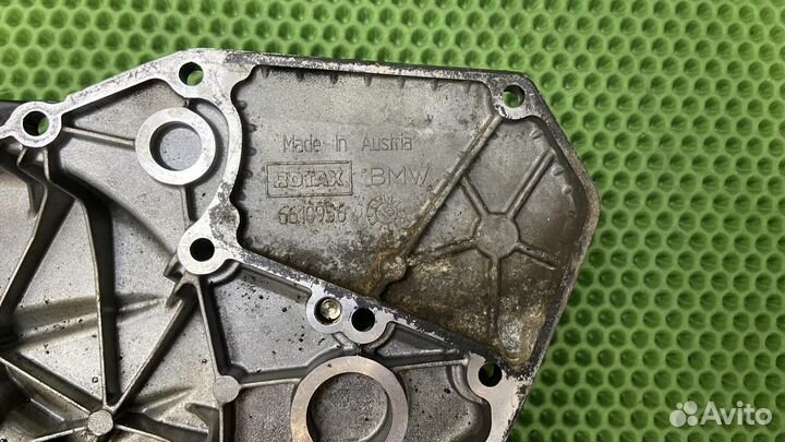 Крышка картера двигателя черная Л BMW