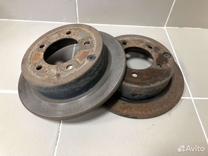 Задние тормозные диски Mitsubishi Lancer 10