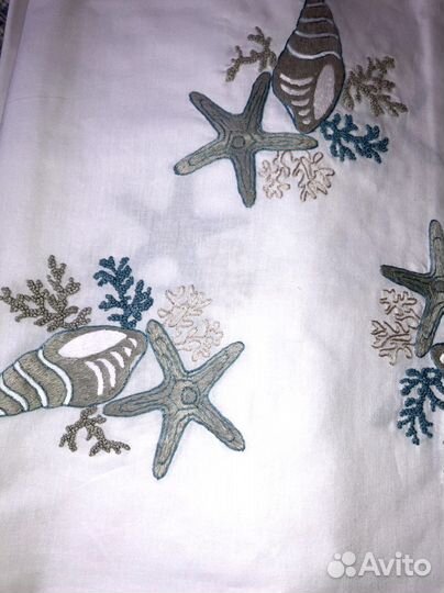 Скатерть Yves Delorme вышивка