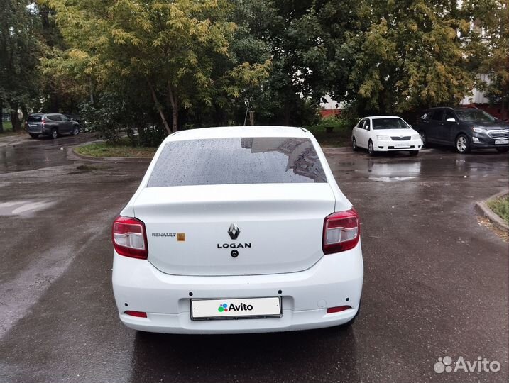 Renault Logan 1.6 AT, 2015, 242 000 км