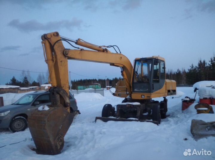 Услуги экскаватора полноповоротного