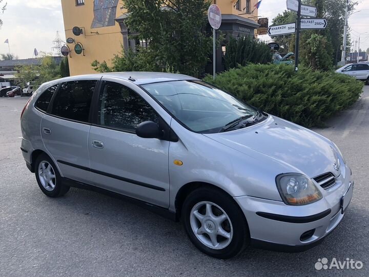 Nissan Tino, 2000