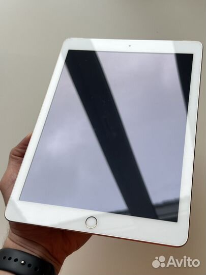 iPad 9.7” 5 поколения 32GB LTE SIM 98 проц. акб