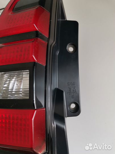 Фонарь левый на toyota Land Cruiser Prado150