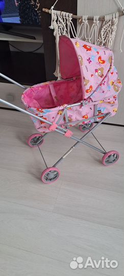 Игрушечная коляска