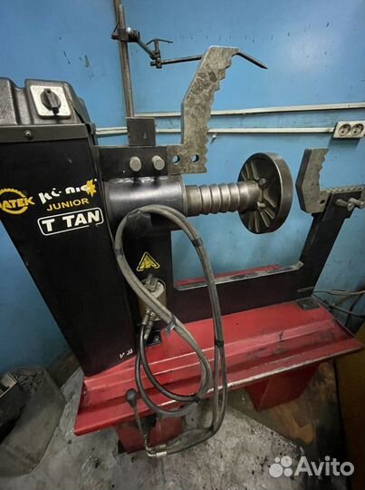 Станок для правки литых дисков