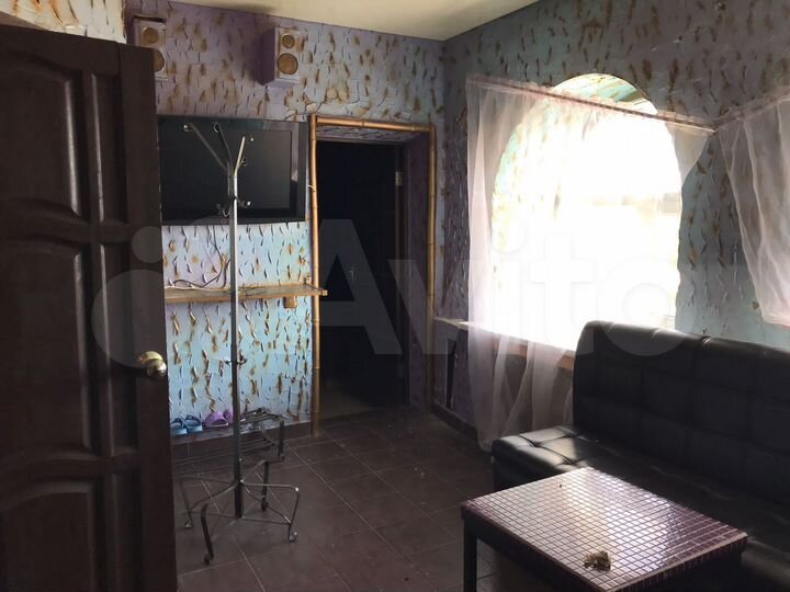 Нежилое Помещение 243 м²