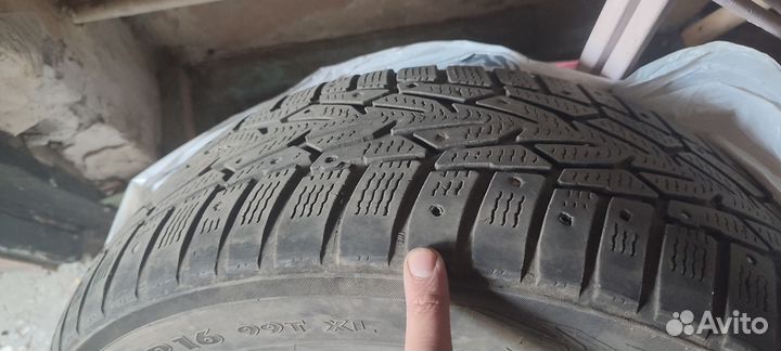 Nokian Tyres Hakkapeliitta 7 215/60 R16