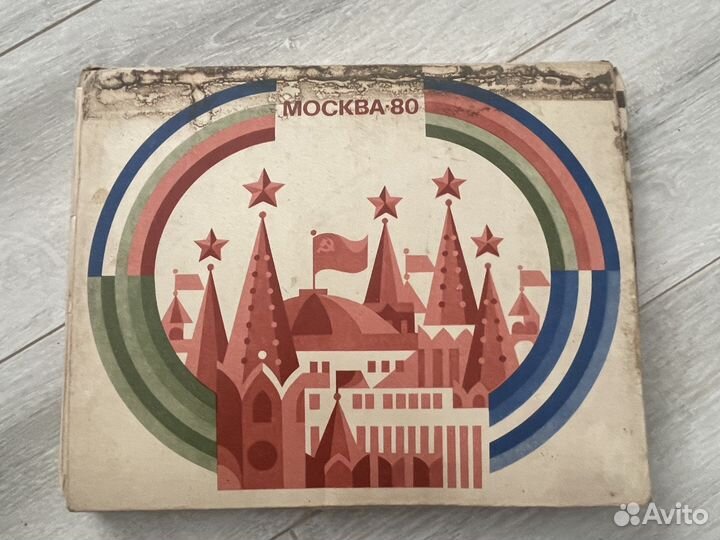 Сувенирный набор спичек Москва-80