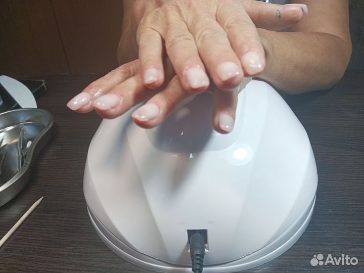 Наращивание ногтей на дому