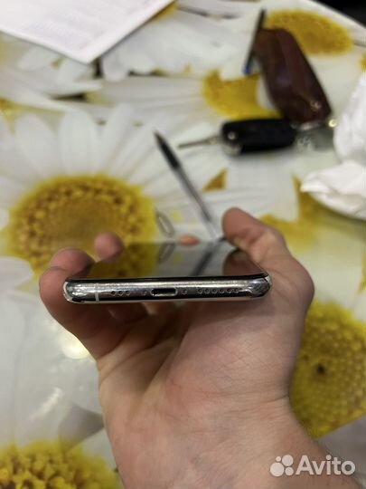 iPhone 11 Pro, 64 ГБ