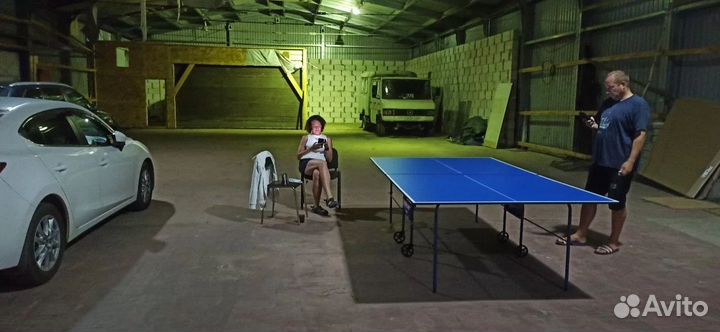 Теннисный стол