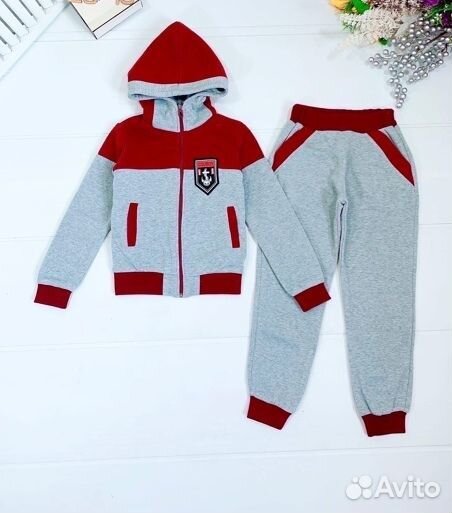 Новый костюм на флисе р. 38