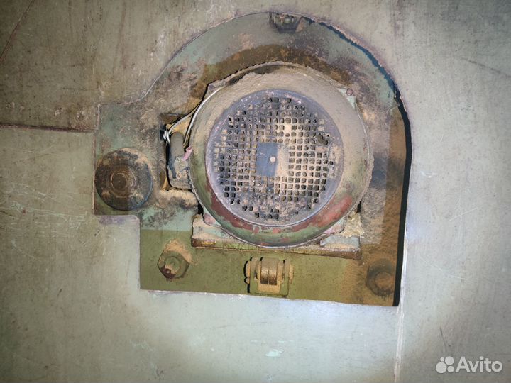 Кромкообрезной станок