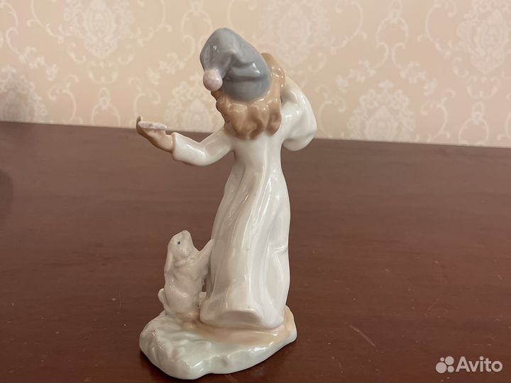 Статуэтка фея