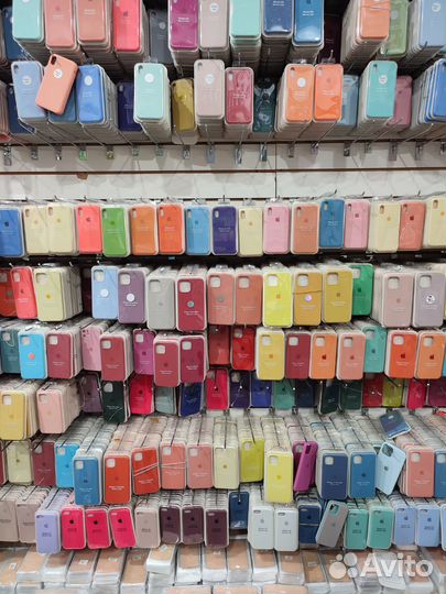 Чехол на iPhone