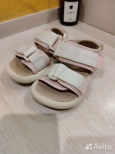 Сандали для девочки
