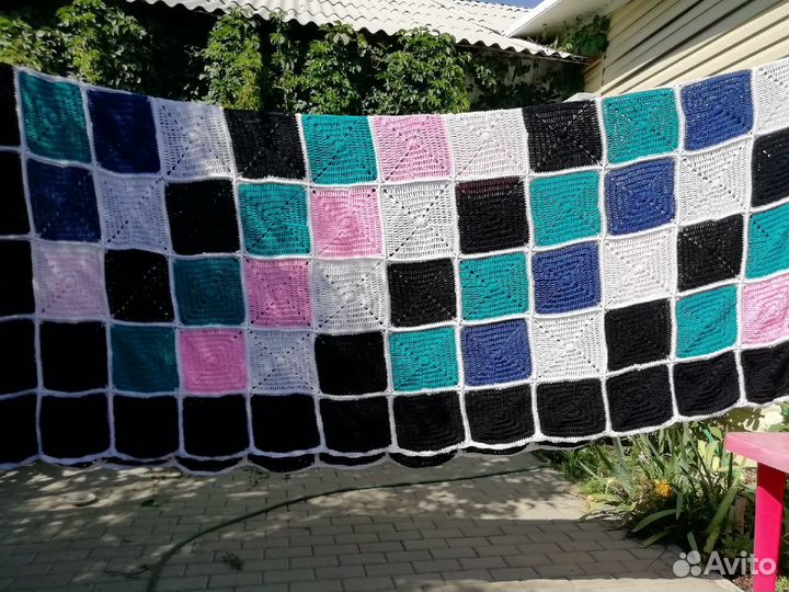 Одеяло меховое и покрывала на кровать