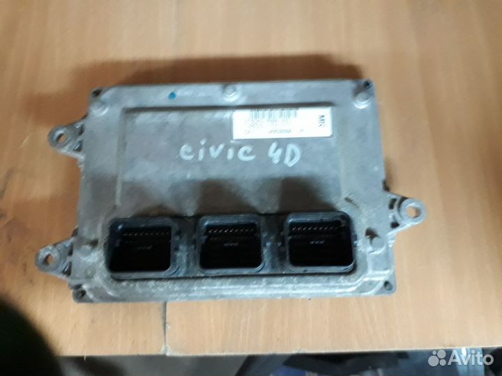 Блок управления двигателем Honda Civic 4D