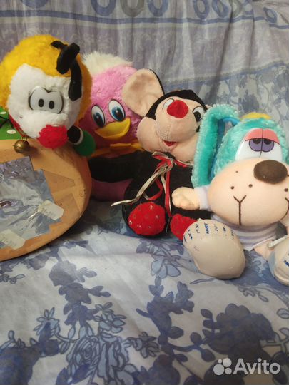 Пакет игрушек и копилка