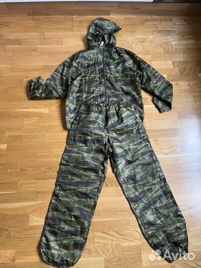 Камуфляжный костюм