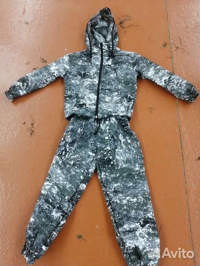 Защитный костюм