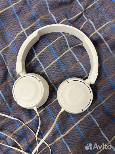Проводные наушники JBL
