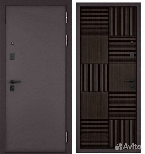 Дверь входная в квартиру