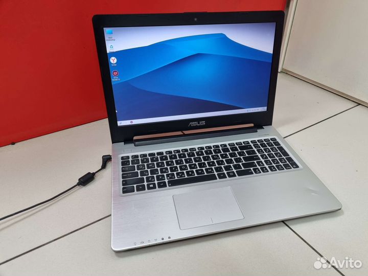 Ноутбук asus core i5/ GT 740M