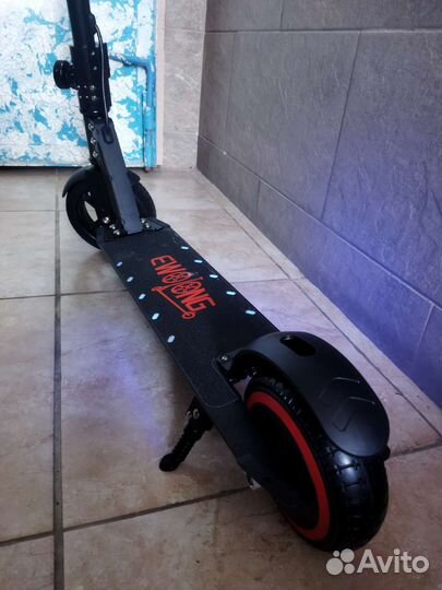 Электросамокат wolong Q4 новый 2023