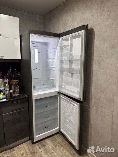 Холодильник lg