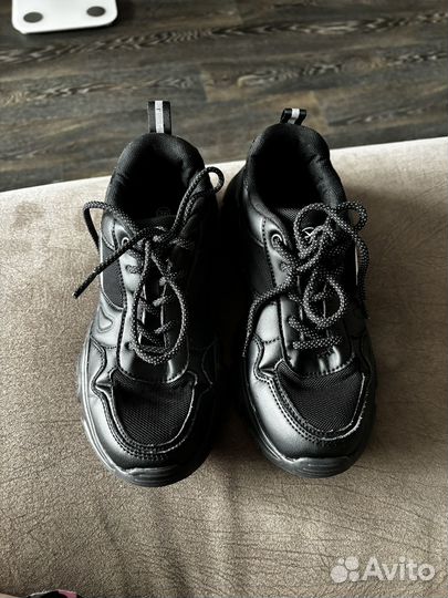 Кроссовки женские 36 размер