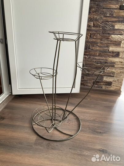 Подставка для цветов