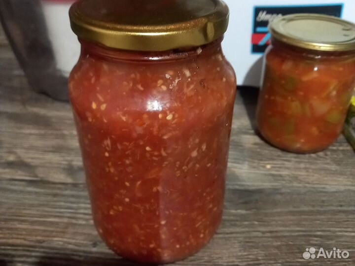 Лечо, капуста соленая, компоты, варенье