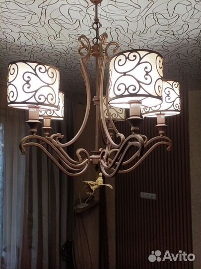 Люстра потолочная металлическая