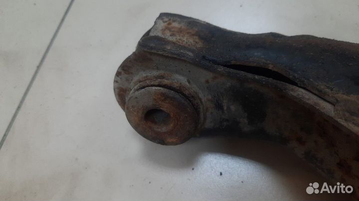 Рычаг передний нижний левый Toyota 4Runner