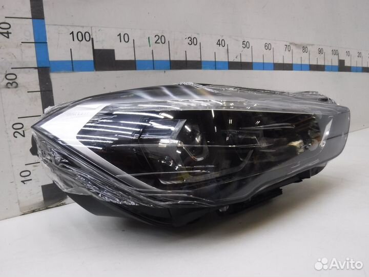 Фара правая на BMW X1