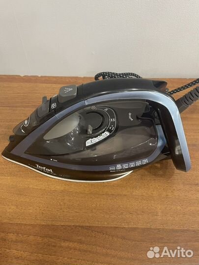 Утюг Tefal TurboPro Anti-Calc+ FV5695E1