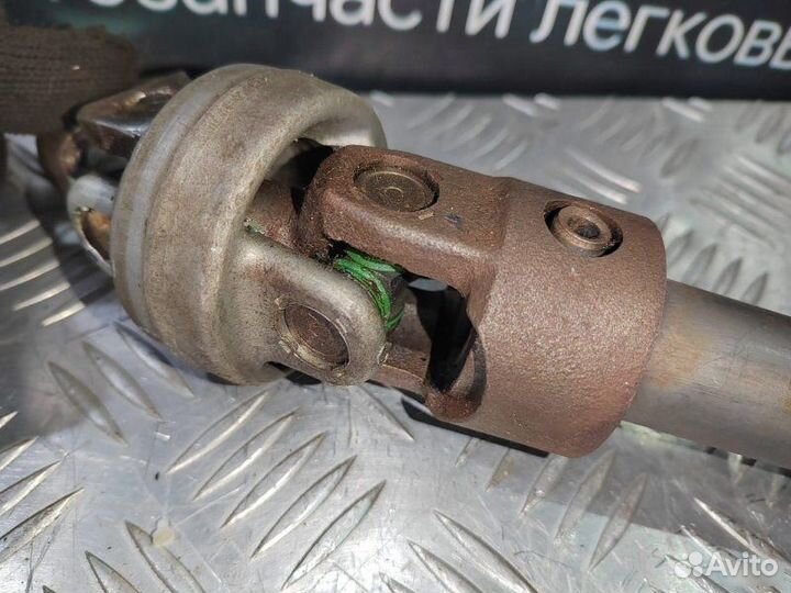 Рулевой карданчик Volkswagen Passat B5 1.8