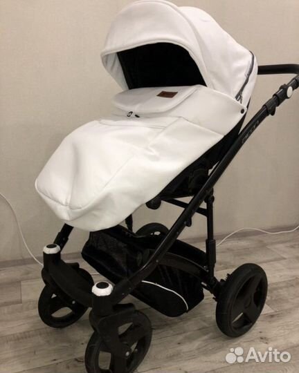 Коляска 2 в 1 riko basic