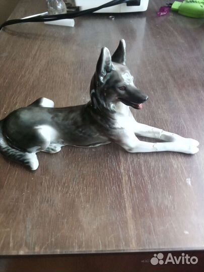 Статуэтка Овчарка лежит