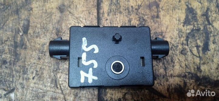 Усилитель антенны Bmw X3 F25 2011