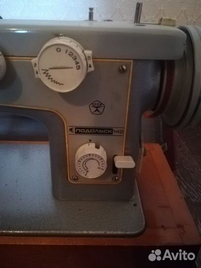 Швейная машина Подольск 142