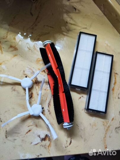 Комплект фильтров и щеток для робота-пылесоса