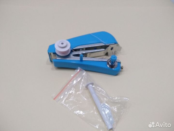 Швейная машинка ручная