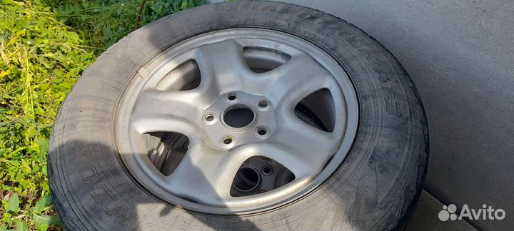 Dunlop Grandtrek AT3 215/70 R16