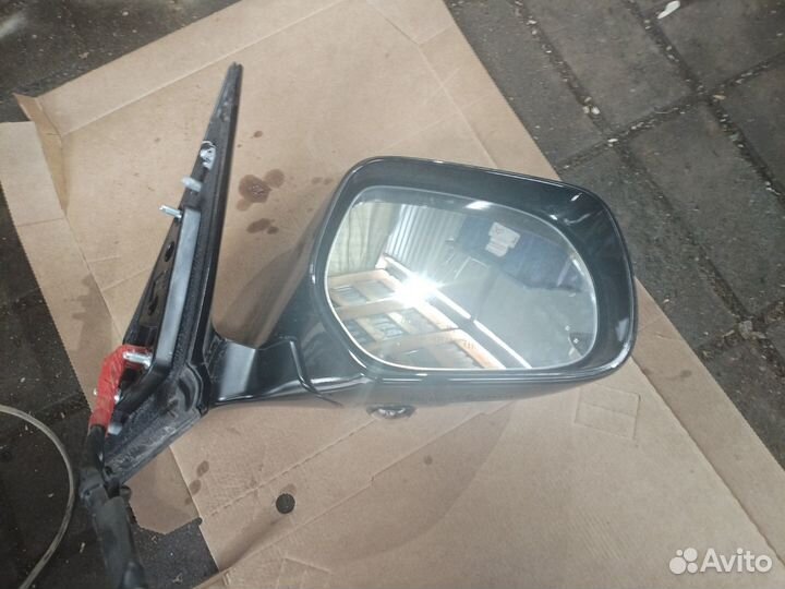 Зеркало боковое правое