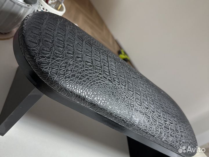 Подставка для маникюра валик для рук