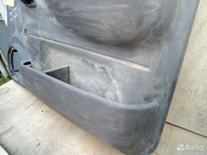 Peugeot Partner M59 - Обшивка передняя правая Б/У